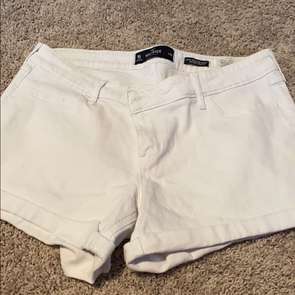 Low mid shorts